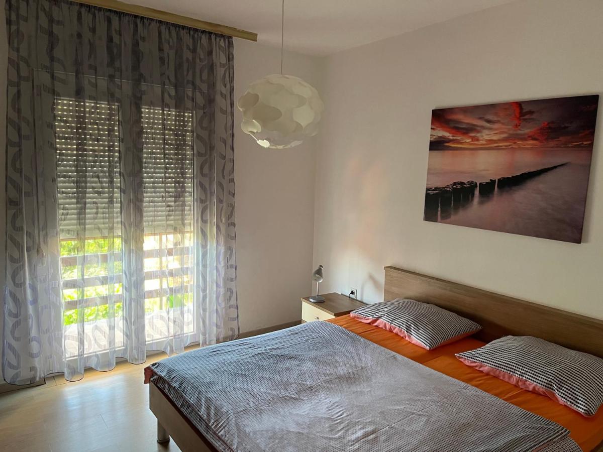 Apartment Ruzica Sukosan Exterior photo