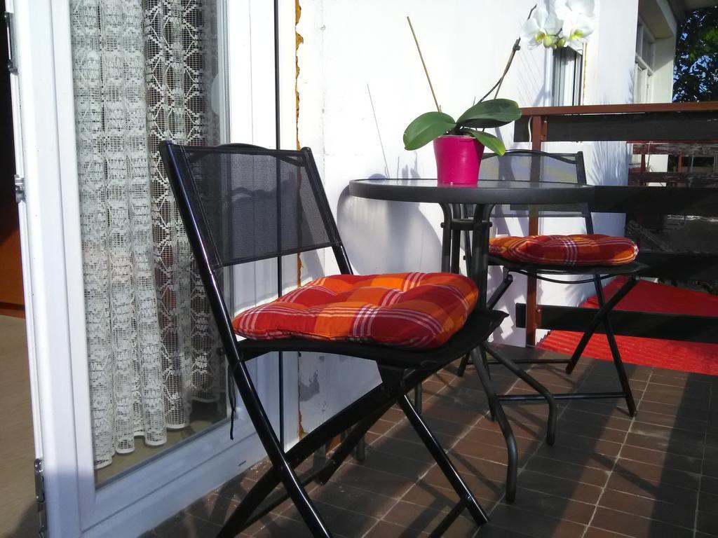 Apartment Ruzica Sukosan Exterior photo